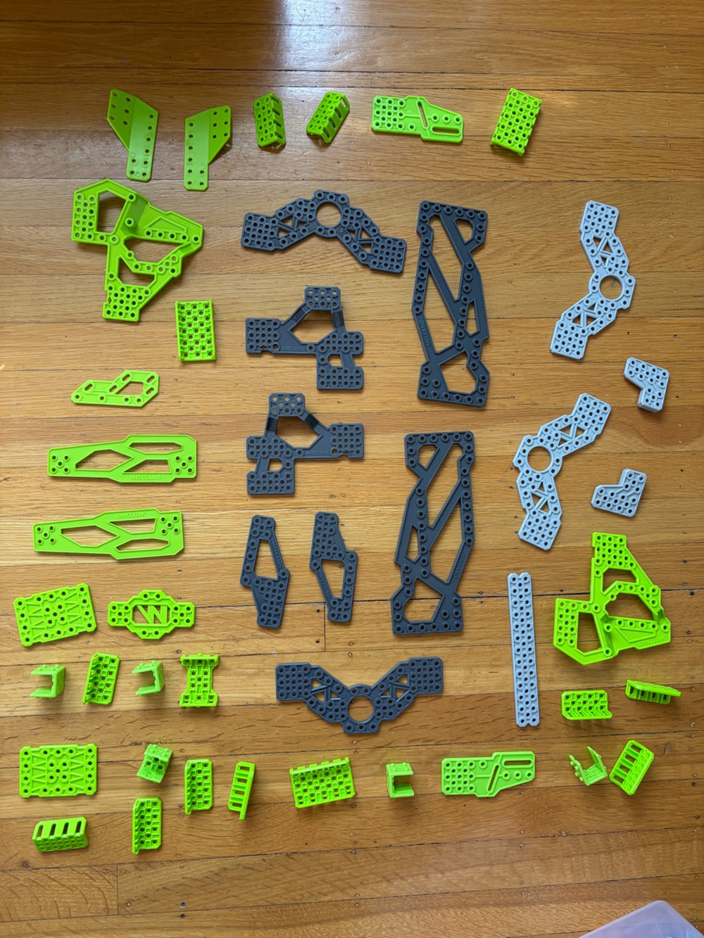 Meccano replacement parts (45) plastic robot remote control car pieces building